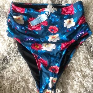 👙CUPSHE Bottoms